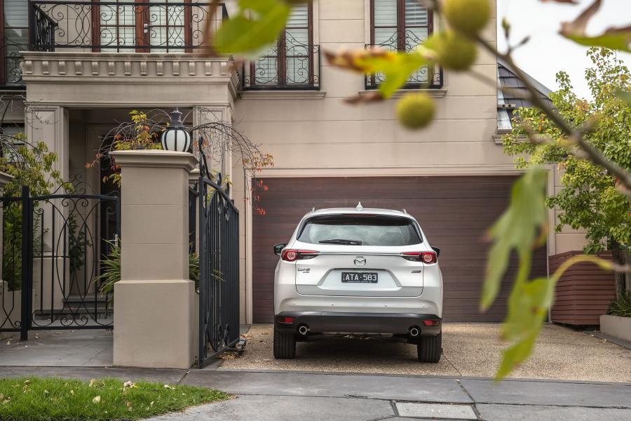 Mazda CX-8 2018 года  (AU) (фото 22 из 39)